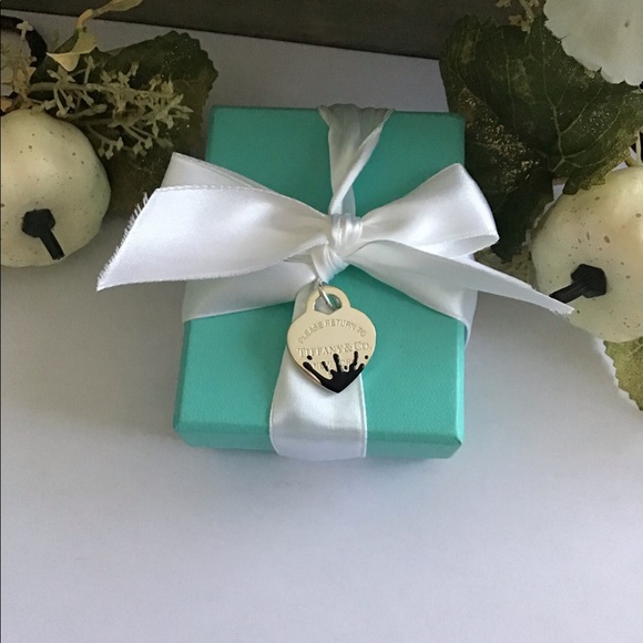 Tiffany & Co. Jewelry - Tiffany pendant